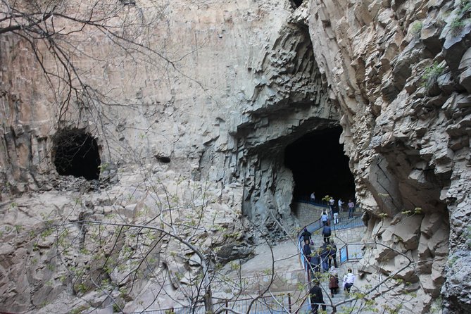 Day Tour from Nakhchivan to Alinja Castle, Ashabi Kahf and Khanegah Tomb - Ashabi Kahf, a short stop with a different mood