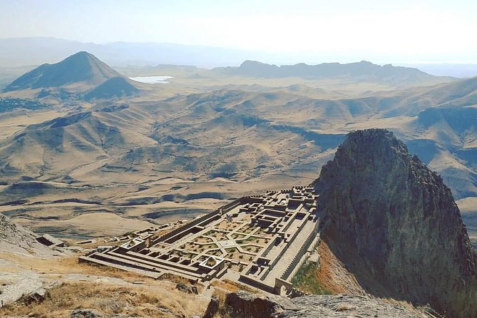 Day Tour from Nakhchivan to Alinja Castle, Ashabi Kahf and Khanegah Tomb - Khanegah Tomb and the area’s religious past