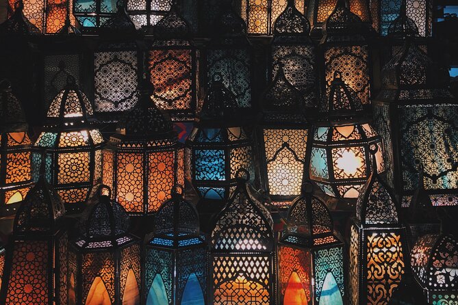 Day tour To Giza Pyramids, Citadel, Old Cairo & Bazaar in Egypt - Lunch at a local restaurant