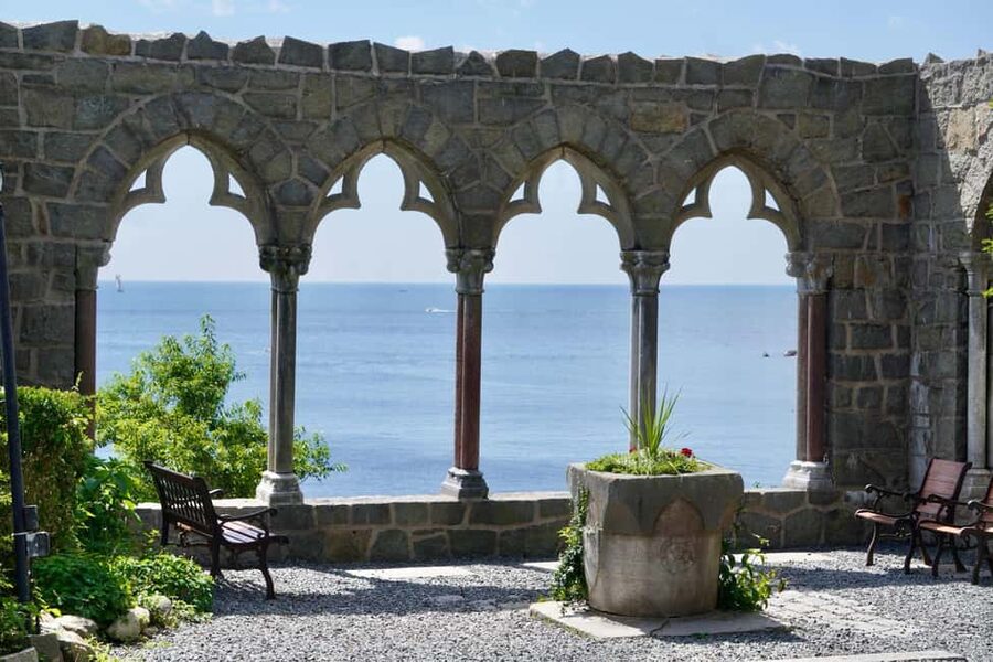 Day Trip from Boston: Explore Hammond Castle Museum - What to look for inside the castle