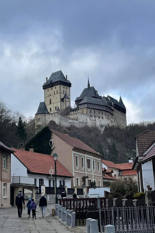 Day trip to Karlstejn castle and Famous Bohemian glassworks - A short stop at Glasstar
