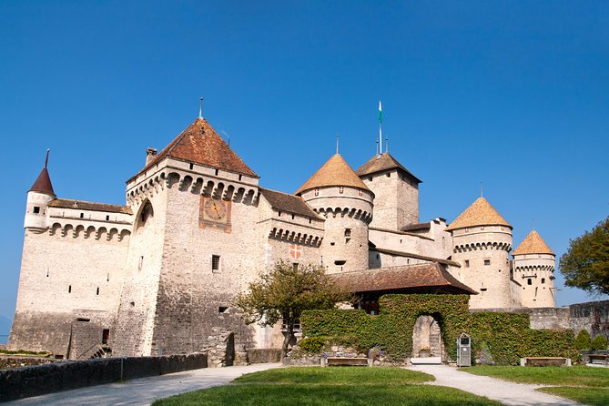 Day Trip to Montreux, Chaplin's World & Chillon Castle& apéritif - Vevey, lunch, and the practical time crunch