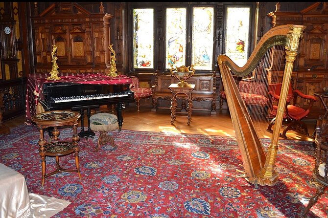 Dracula's Castle, Brașov city and Peleș Castle - Private tour - The private vehicle is a major part of the value