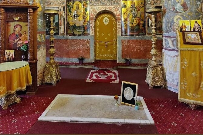 Dracula's Grave, Peleș Castle and Târgoviște Princely Court - Key points to know before booking