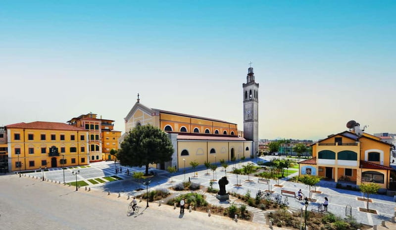 Drive & Discover: Shkodra City, Castle and Lake - Starting in Shkoder, with the city at street level