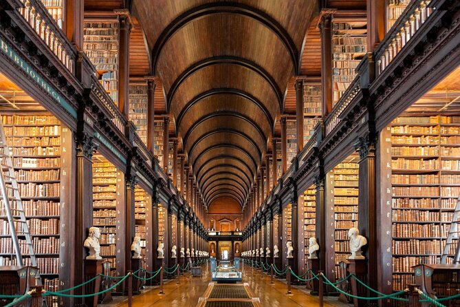 Dublin Book of Kells, Castle and Molly Malone Statue Guided Tour - Why the Book of Kells makes this tour worthwhile