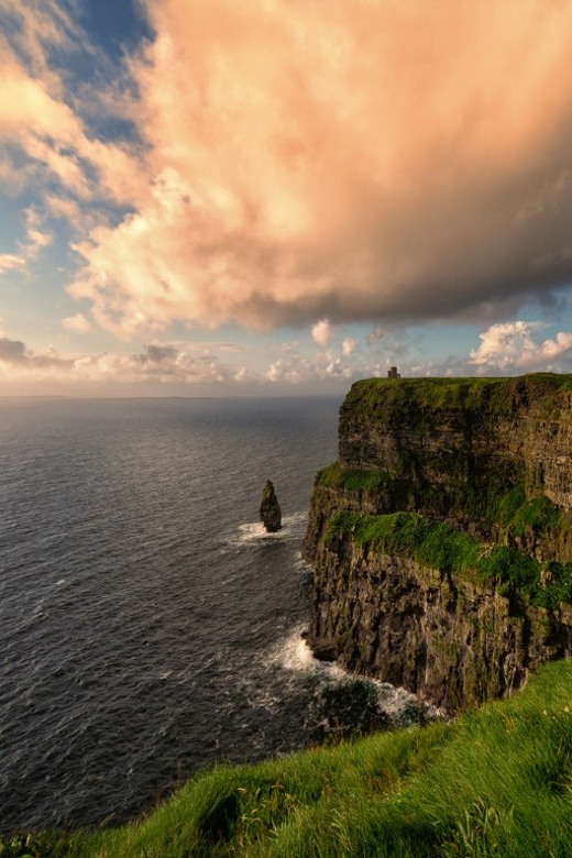 Dublin: Cliffs of Moher, Ennis, & Bunratty Castle Day Tour - Key points at a glance