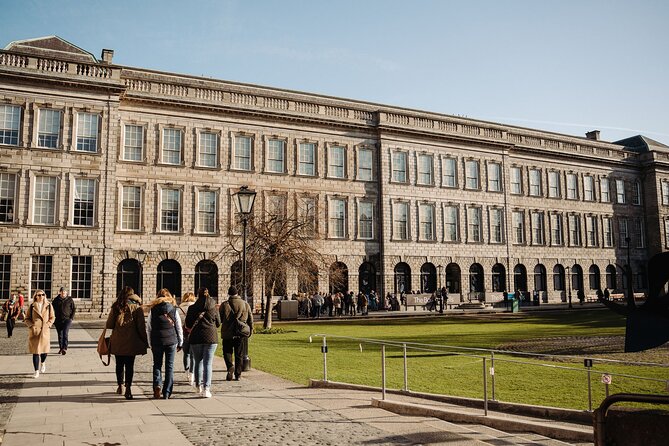 Dublin in a Day: Dublin Castle, Book of Kells, Guinness & Whiskey - Whiskey at Teeling Distillery