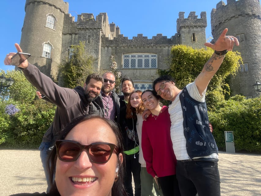 DUBLIN: Malahide castle and Howth MULTILINGUAL full day tour - What the $67 price really covers