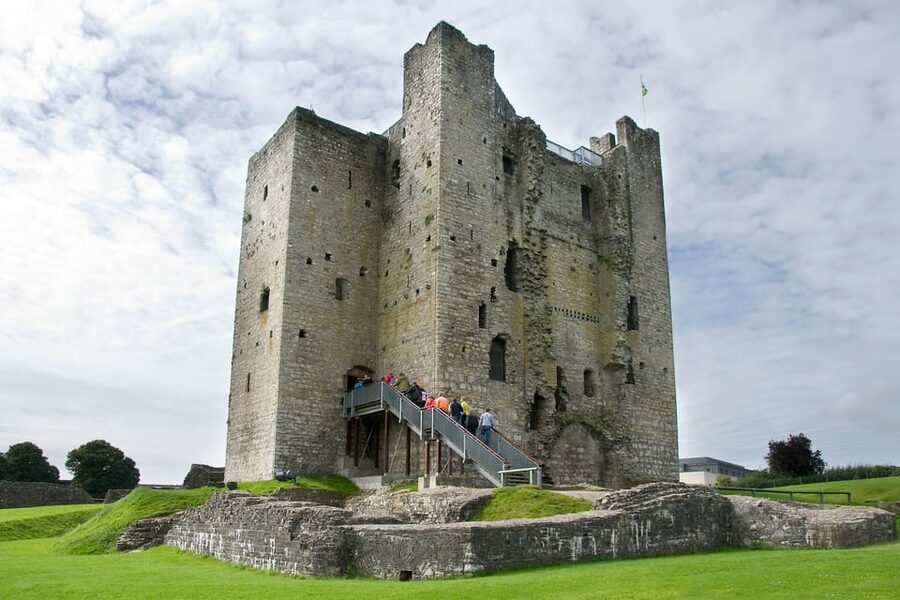 Dublin: Private Boyne Valley and Trim Castle Day Tour - The Hill of Tara and Ireland’s Celtic kings