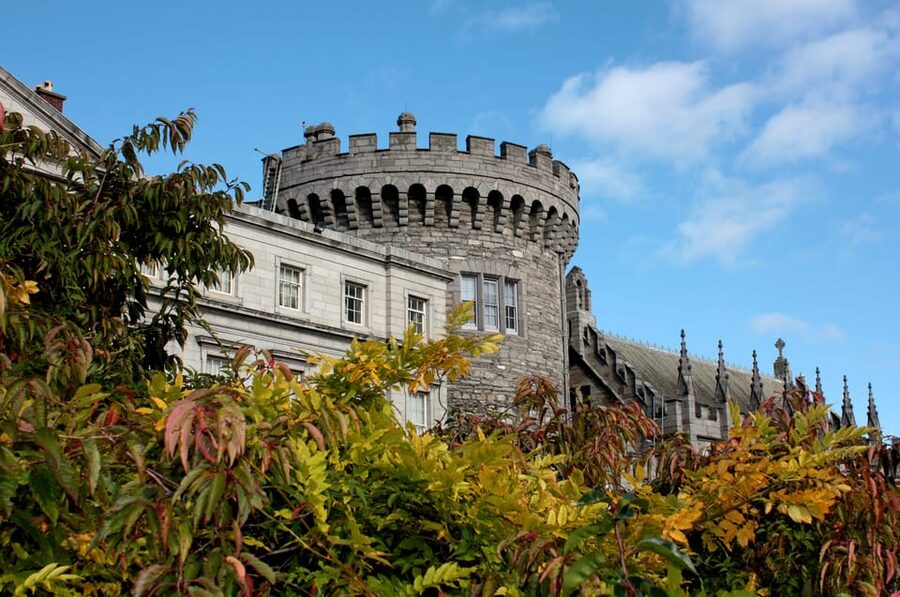Dublin: St Patrick's, Book of Kells, and Dublin Castle Tour - Guide quality and group size