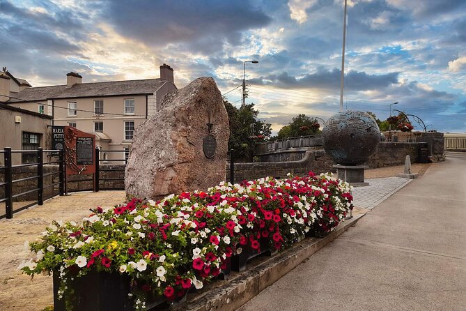 Dublin to Cliffs of Moher, Ennis Town & Bunratty Castle Day Tour - The main drawback: distance and pace