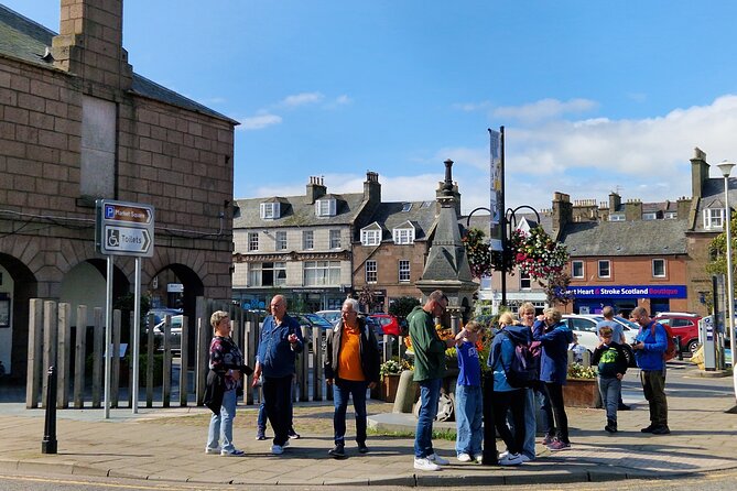 Dunnottar Castle and Coastal Heritage - Lunch and a walk around Stonehaven
