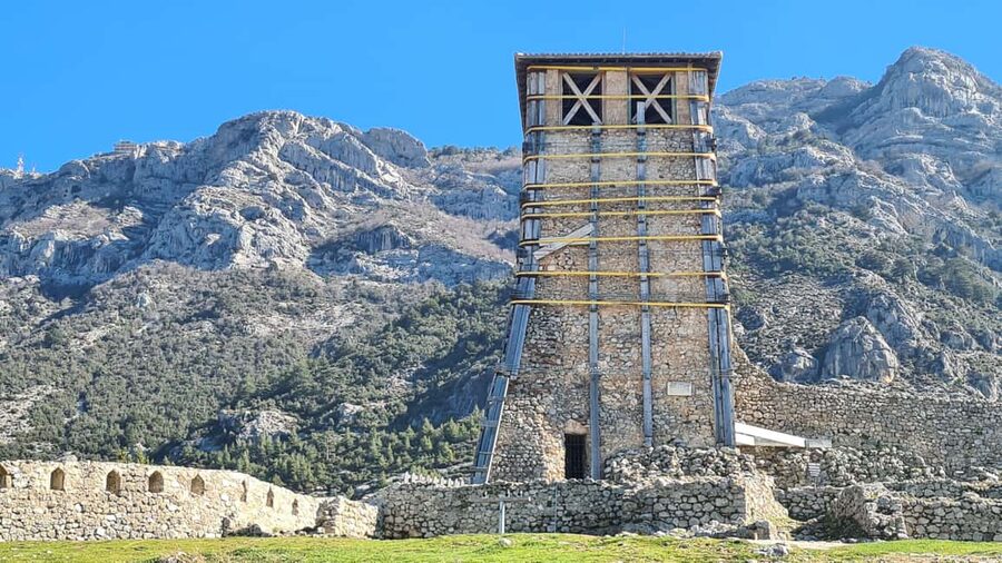 Durres/Golem: Kruja Castle & Bazaar with Traditional Lunch - What the $27 price really covers