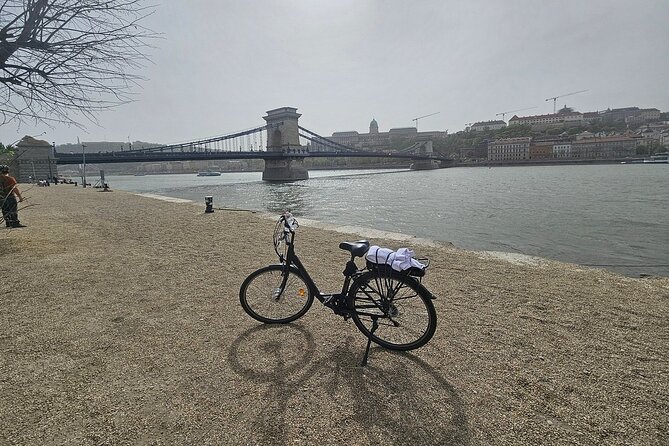 E-Bike Guided Tour in Castle Hill Budapest - A fast, useful introduction to Budapest