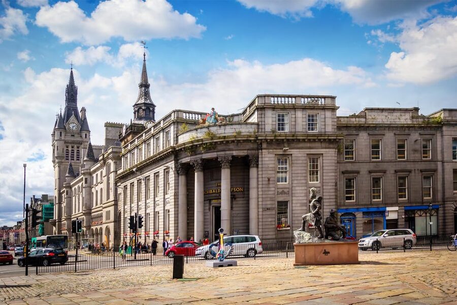 Edinburgh: Aberdeenshire, Balmoral Castle & Northeast Coast - Aberdeen after the Granite City lights up
