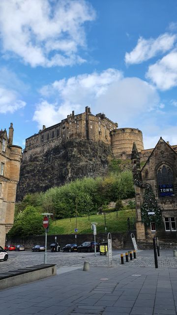 Edinburgh Castle: 120-Minute In-Depth Tour with Expert Guide - Why two hours works well at Edinburgh Castle