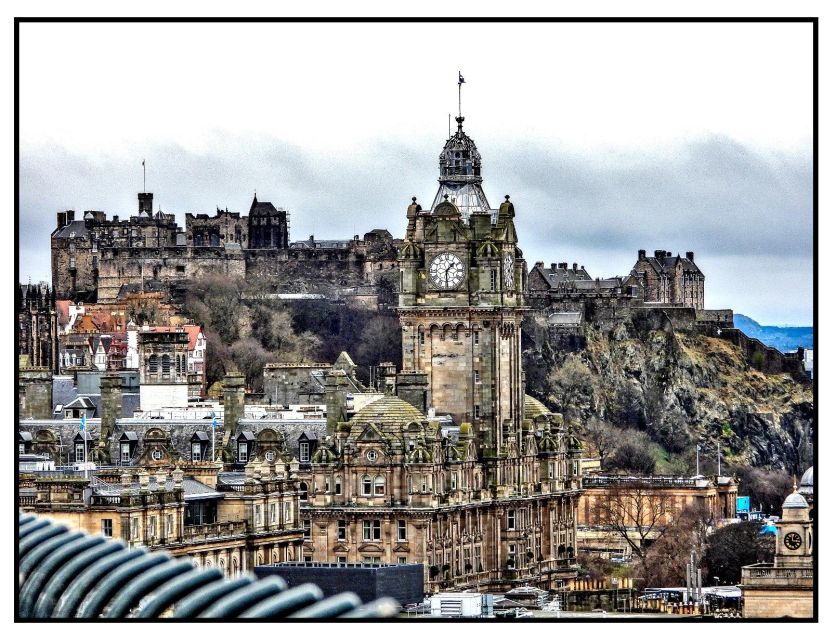 Edinburgh Castle: Guided Tour with Tickets Included - Walking toward the castle and learning Edinburgh’s beginnings