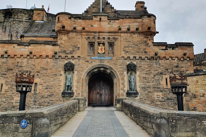 Edinburgh Castle Highlights Tour with Tickets, Map, and Guide - Price, group size, and overall value
