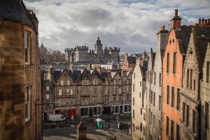 Edinburgh Castle & Royal Mile Walking Tour - Ticket Included - The Royal Mile, Edinburgh’s historic spine