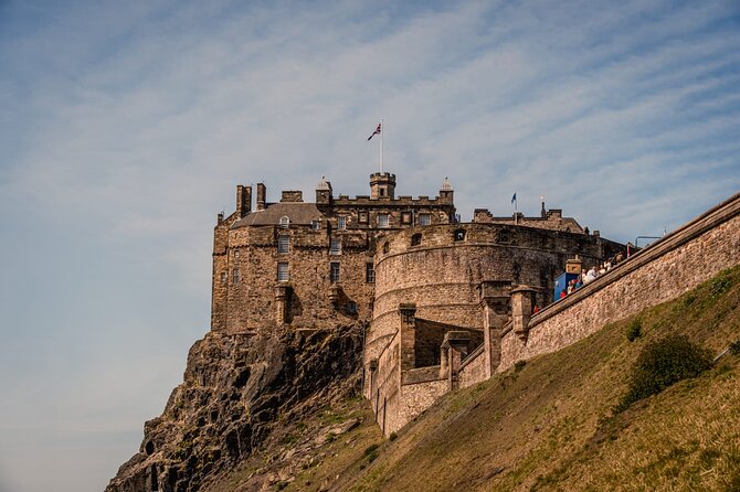 Edinburgh Castle Tickets & Tour - Local Scottish Guide In a Kilt - Key points at a glance