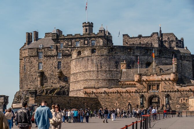 Edinburgh Castle Tickets & Tour - Local Scottish Guide In a Kilt - Why a guide helps at Edinburgh Castle