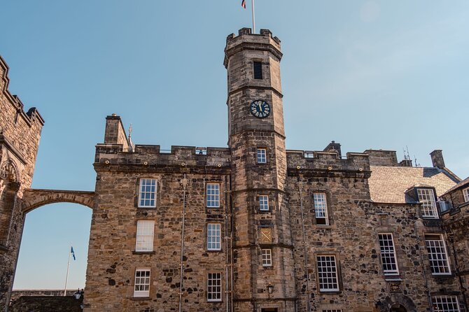 Edinburgh Castle Tickets & Tour - Local Scottish Guide In a Kilt - The One O’Clock Gun and smart timing