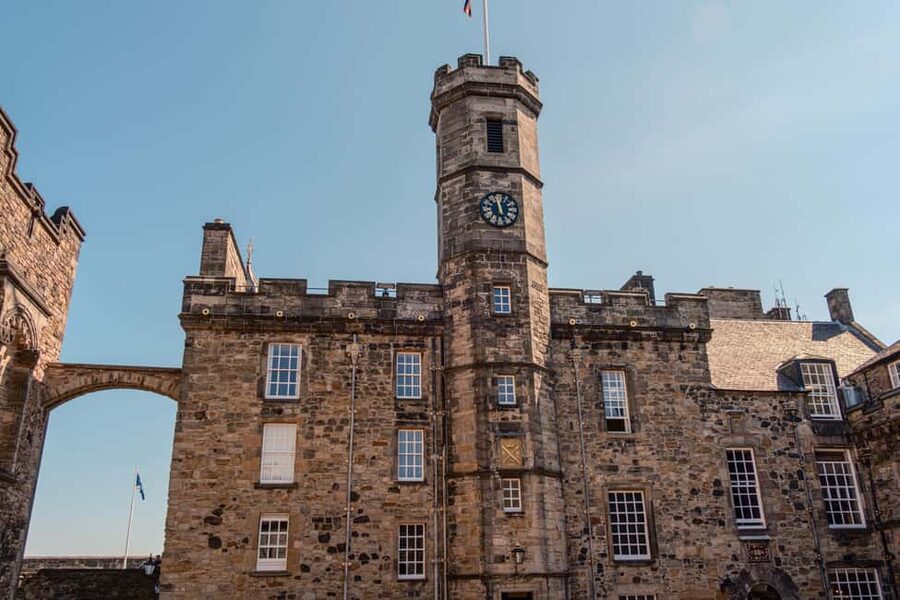 Edinburgh: Edinburgh Castle Tickets & Tour with Kilted Guide - Is $45 a fair price?