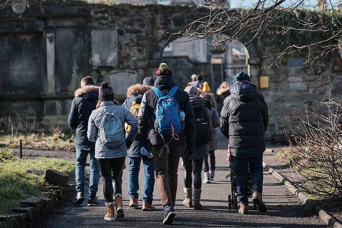 Edinburgh Full Day Walking Tour with Castle Included -Small Group - High Street, lunch, and the Royal Mile