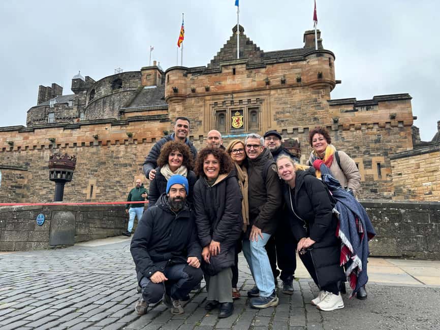 Edinburgh: Full-Day Walking Tour with Edinburgh Castle - Princes Street and the city’s two faces