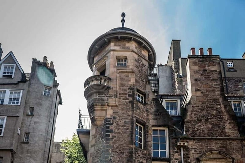 Edinburgh: Harry Potter Private Tour with Edinburgh Castle - Victoria Street and the Diagon Alley Connection