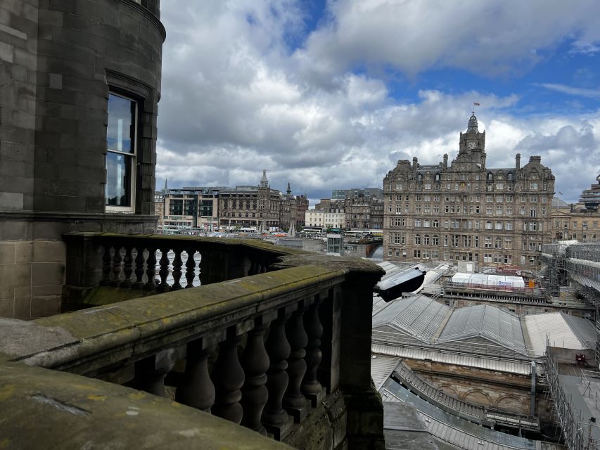 Edinburgh: Harry Potter Tour with Entry to Edinburgh Castle - What the four-hour experience actually includes