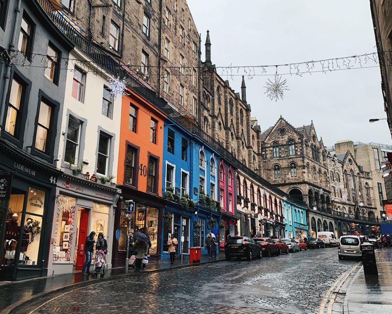 Edinburgh: Harry Potter Tour with Entry to Edinburgh Castle - Waverley Station and the first city connections