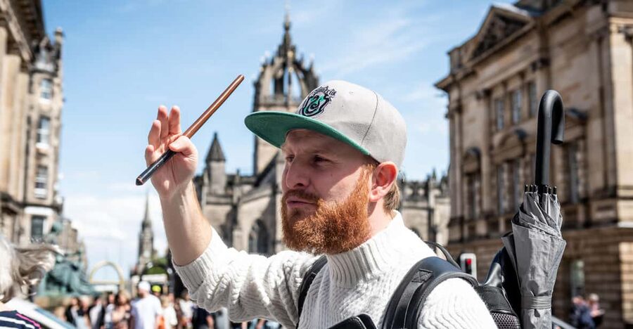 Edinburgh: Harry Potter Walking Tour and Castle Entry Ticket - From Waverley Station to Old College