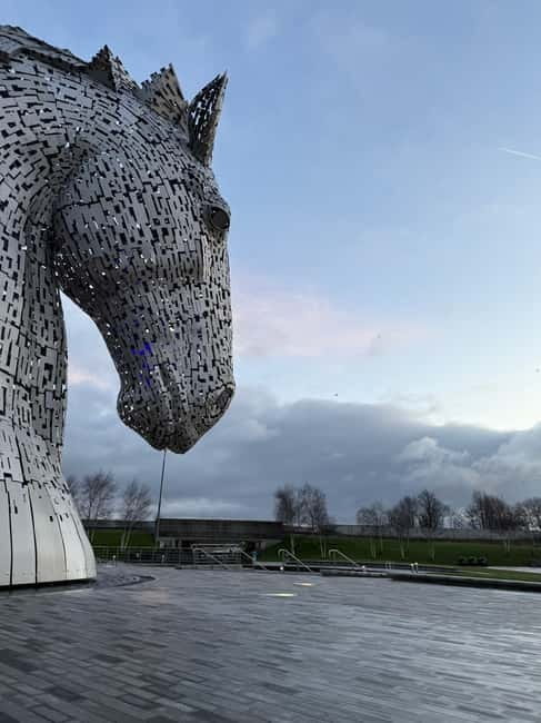 Edinburgh: Kelpies, Stirling Castle & Loch Lomond - Luss: cottages, water, and a slower pace