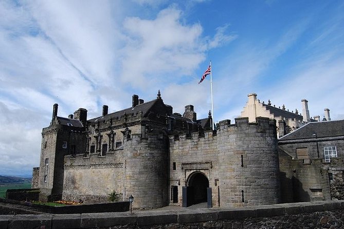 Edinburgh: Loch Lomond, Stirling Castle and the Kelpies Day Tour - South Queensferry and the Forth Bridges