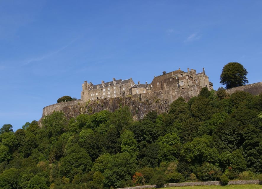 Edinburgh: Stirling Castle, Kelpies, Whisky & Highlands Tour - Who should book this tour