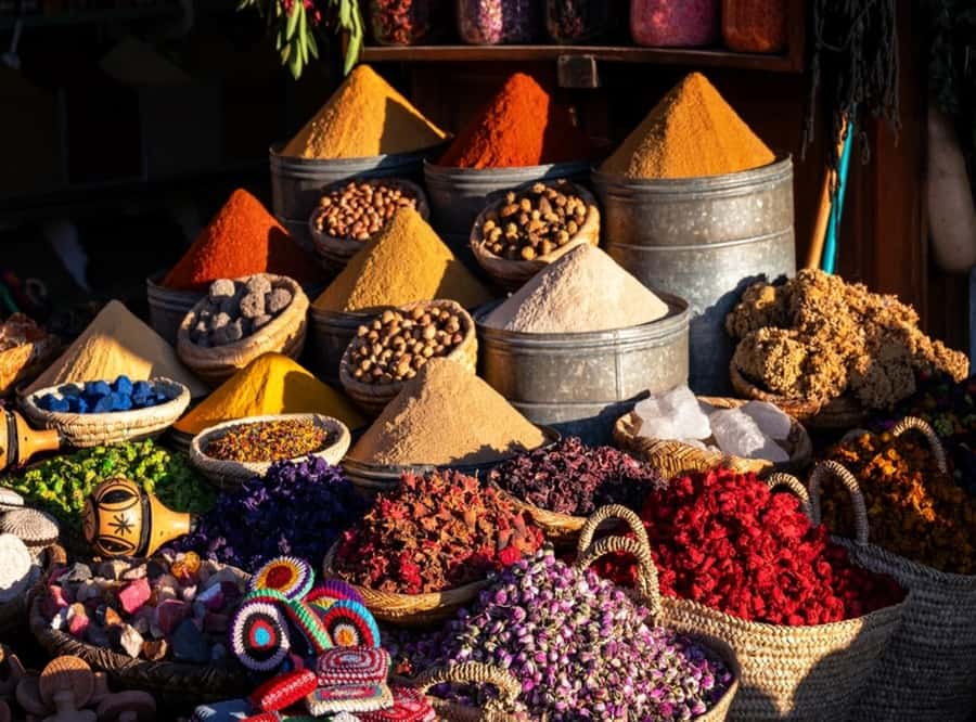 Essaouira: Sqala du Port, Citadel, Fish Market & Medina Tour - Walking through the Mellah, the old Jewish Quarter