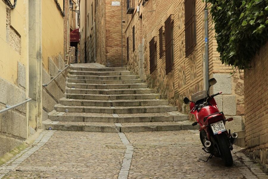 Essential Toledo with Alcázar - What the price includes at $33