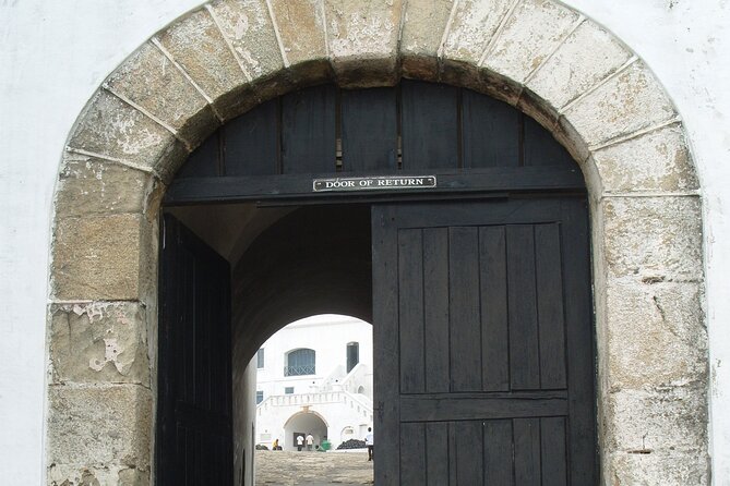 Experience Cape Coast Castle and Kakum National Park - Breakfast at Ridge Royal Hotel