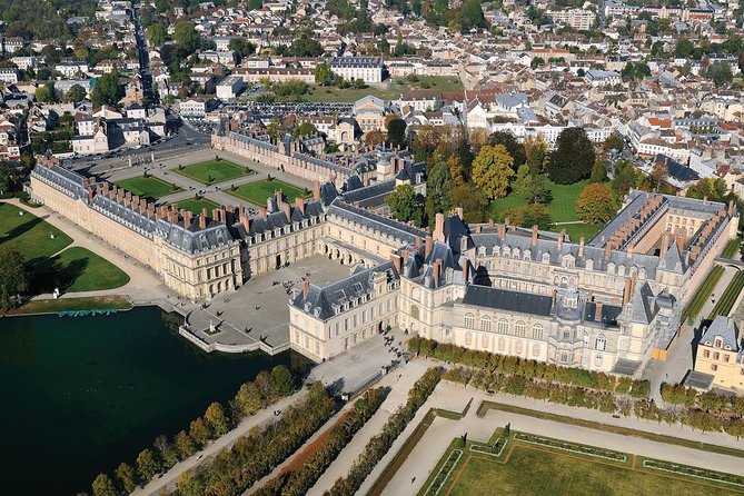 Fontainebleau and Vaux-Le-Vicomte Castle Small-Group Day Trip From Paris - Why these two châteaux make a strong Paris day trip