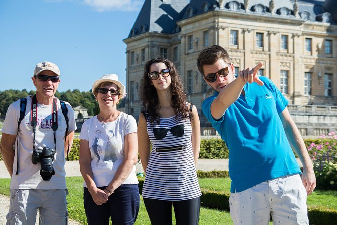 Fontainebleau and Vaux-Le-Vicomte Castle Small-Group Day Trip From Paris - Fontainebleau, the big royal palace