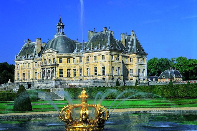 Fontainebleau and Vaux le Vicomte Chateaux Day Trip from Paris - Who should book this day trip?