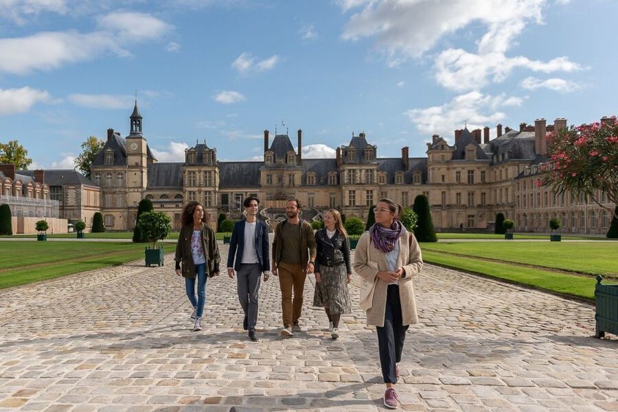 Fontainebleau & Vaux-le-Vicomte Châteaux Day Tour from Paris - Fontainebleau: seven centuries of royal use