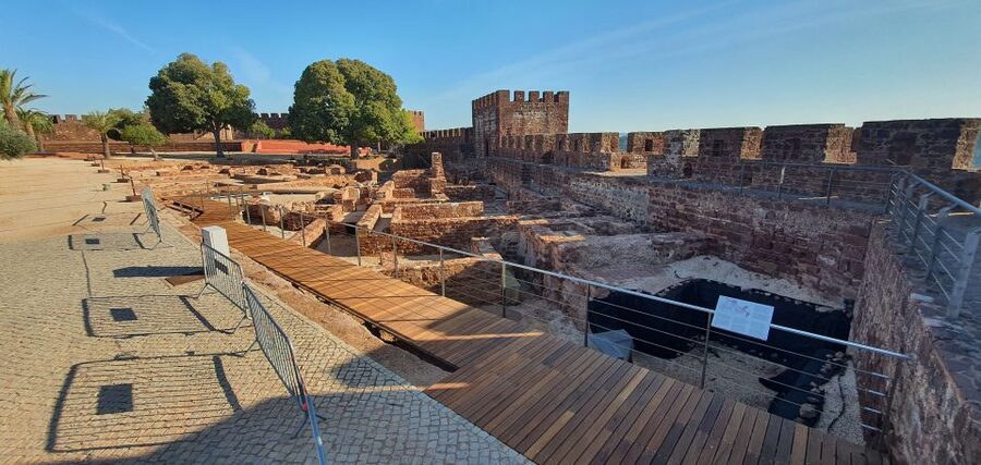 From Albufeira: Excursion to Silves Castle and Monchique - Foia at 902 meters
