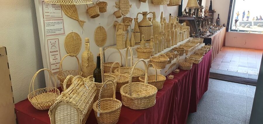 From Albufeira: Excursion to Silves Castle and Monchique - What the small group adds