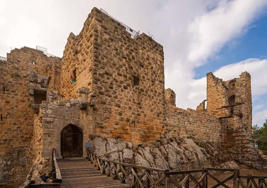 From Amman: Jerash, Ajloun Castle or Umm Qais Private Tour - Umm Qais is about the setting as much as the ruins