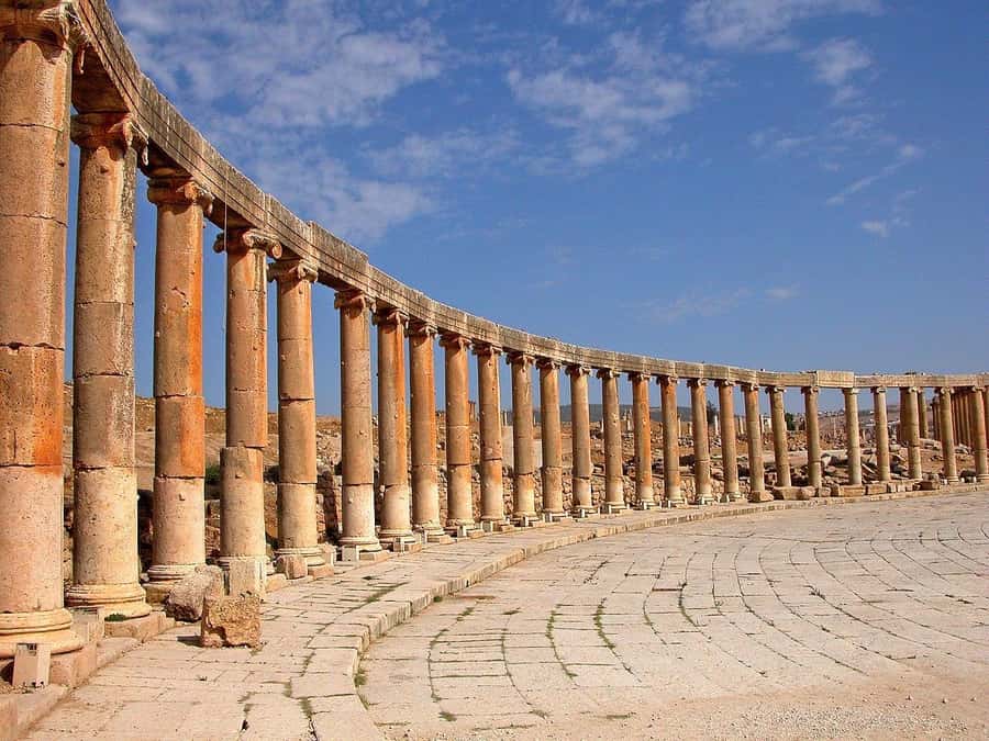 From Amman: Jerash, Ajloun Castle or Umm Qais Private Tour - Food, coffee, and the small practical details