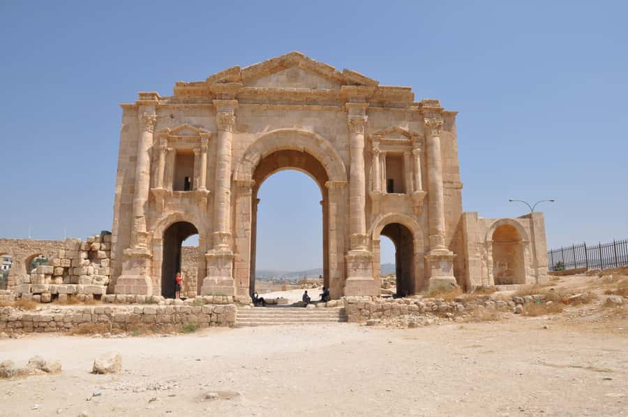 From Amman: Private Jerash, Ajloun Castle, and Umm Qais Tour - Key points to know before booking