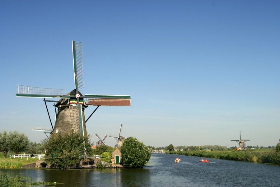 From Amsterdam: Private Day Trip to the Dutch Castles - Two Dutch castles in one full day